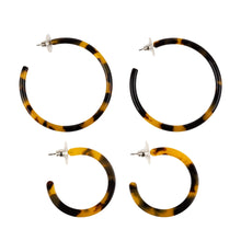Load image into Gallery viewer, Tortoise Hoop Earrings